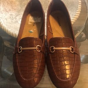 Price 🥺Brown Loafers Sz 10 W